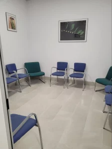 Sala para sesiones grupales o terapias
